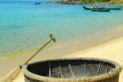 Phu Quoc plage et bateau panier