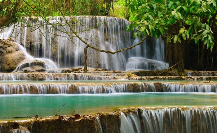 Cascades et bains naturels à Khuang sy