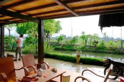 terrasse avec petit déjeuner chez l'habitant, Vietnam