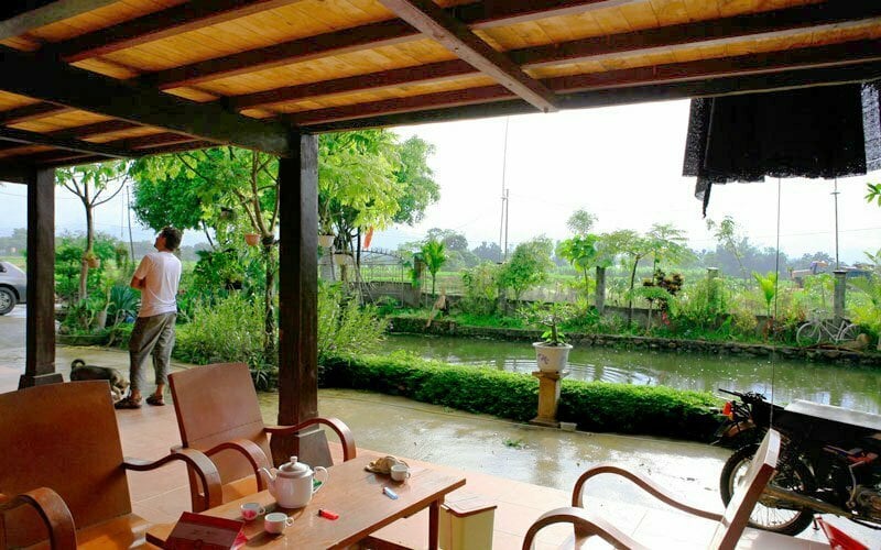 terrasse avec petit déjeuner chez l'habitant, Vietnam