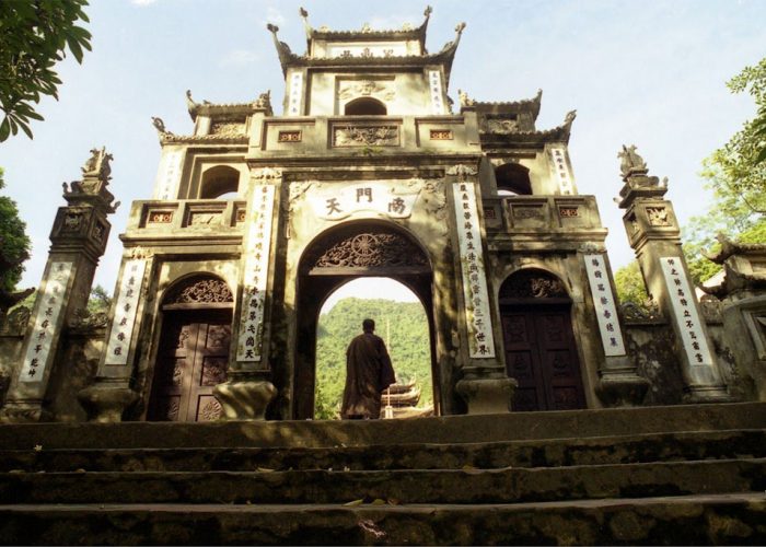 porte extérieure de la pagode des parfums, Vietnam