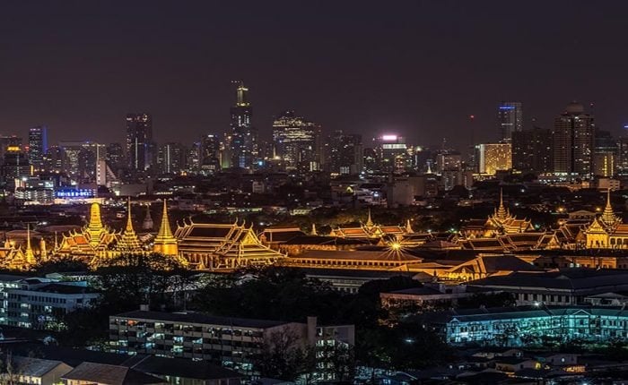 grand palais de nuit à Bangkok Thailande