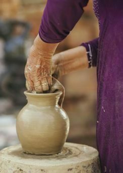 Art de la poterie à Hoi An - Tradition et savoir-faire vietnamiens