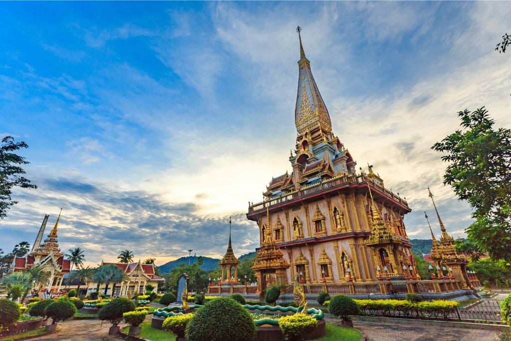 wat chalong phuket
