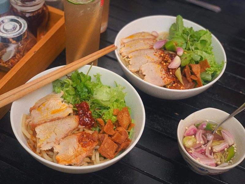 Cao lau - Expérience Culinaire Unique