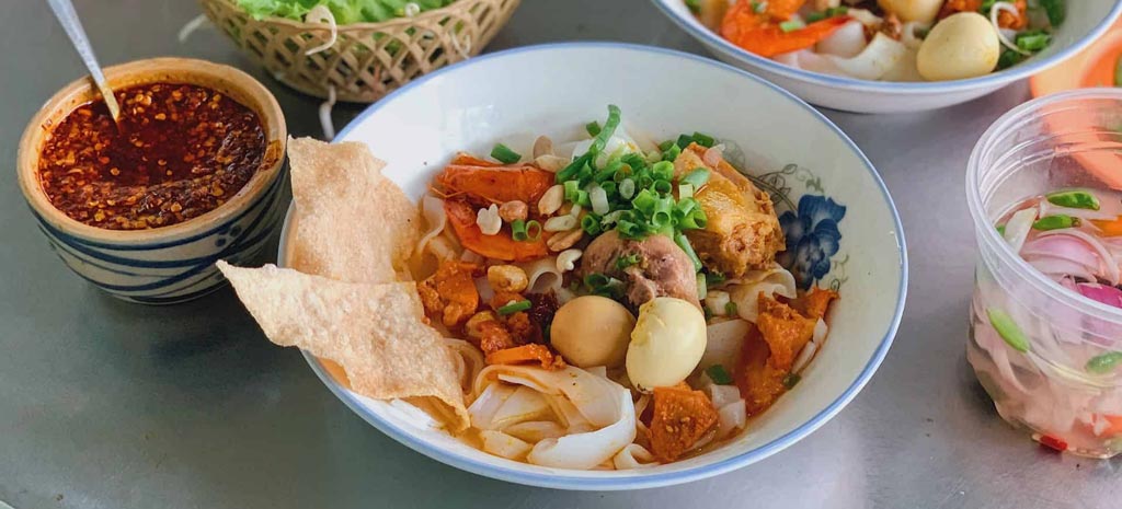 Plats au centre du Vietnam: Mi Quang